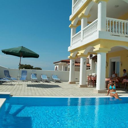 Rooms With A Swimming Pool Peroj, Fazana - 2235 المظهر الخارجي الصورة